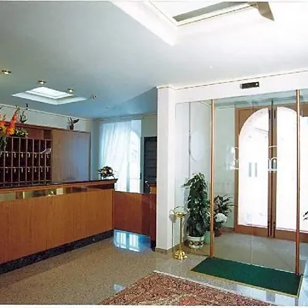 2000